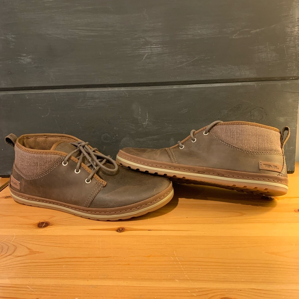 Teva Women’s Chukka Bootie Brown Leather sz7.5